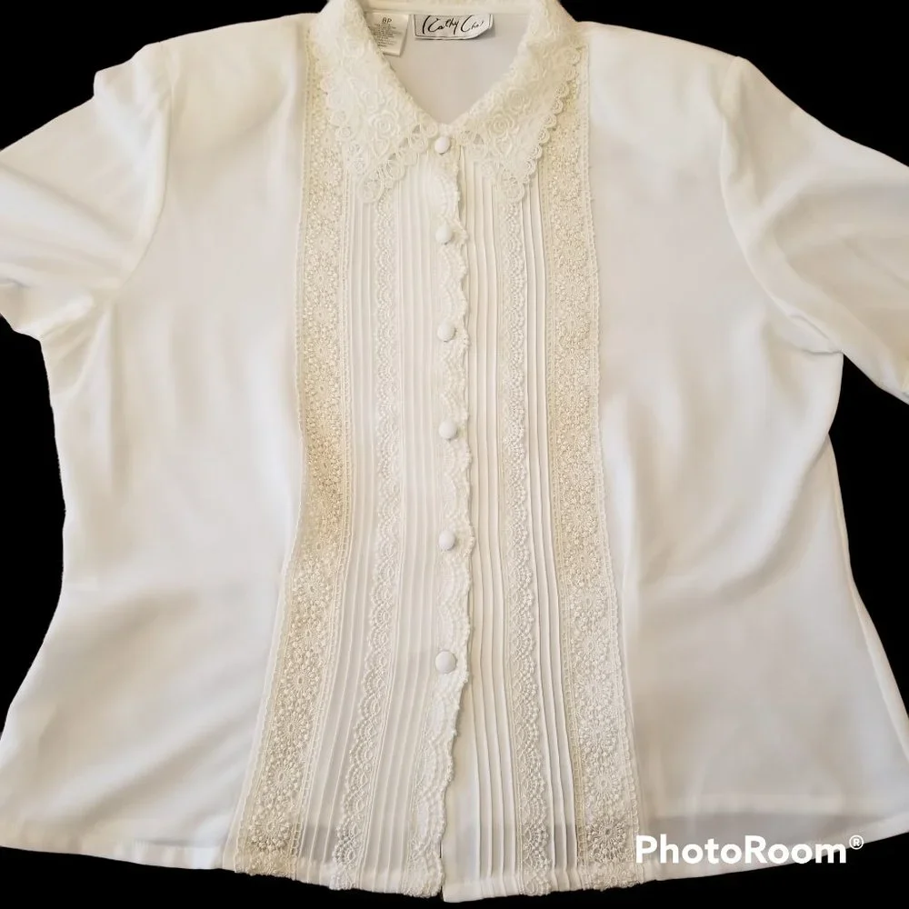 Kathy Che, Vintage White Lace Button Blouse, Size 8P - Picture 1 of 16